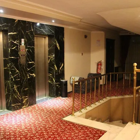 Akyuz Hotel 3*